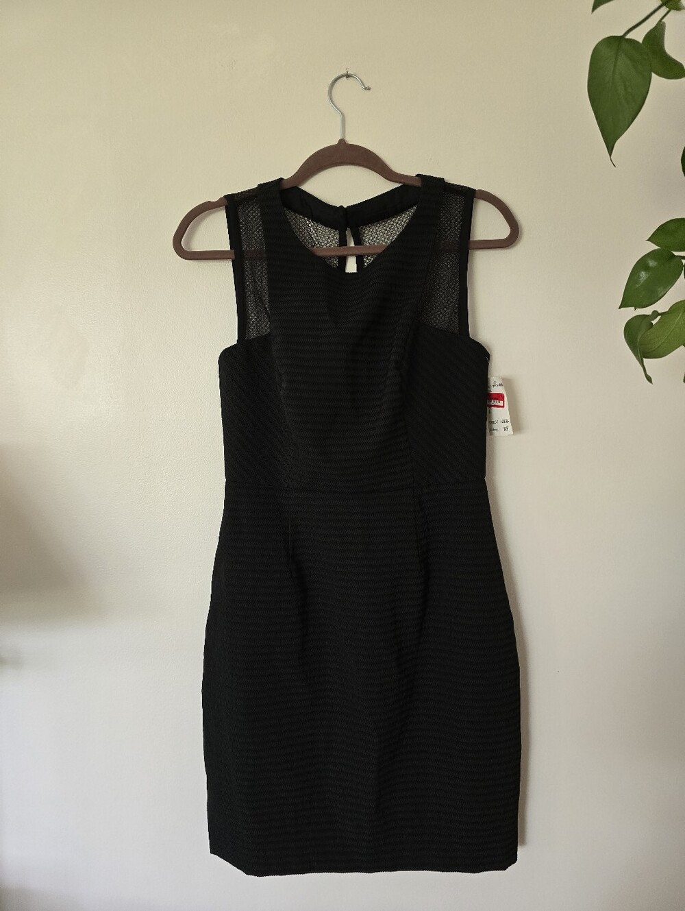 New Trina Turk Little Black Dress Size 6 Womens Lined Sleeveless Dress